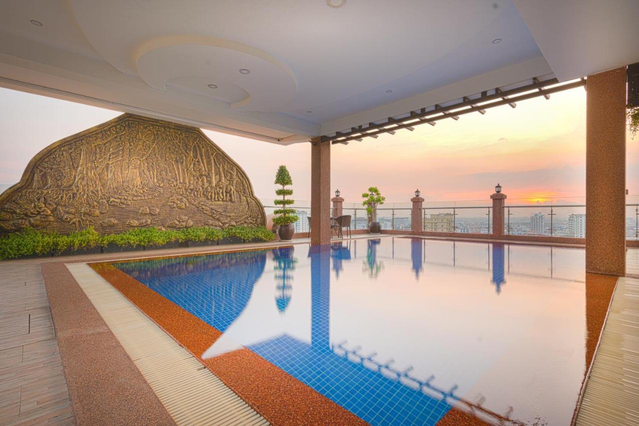 Queen Mansion Phnom Penh Dış mekan fotoğraf